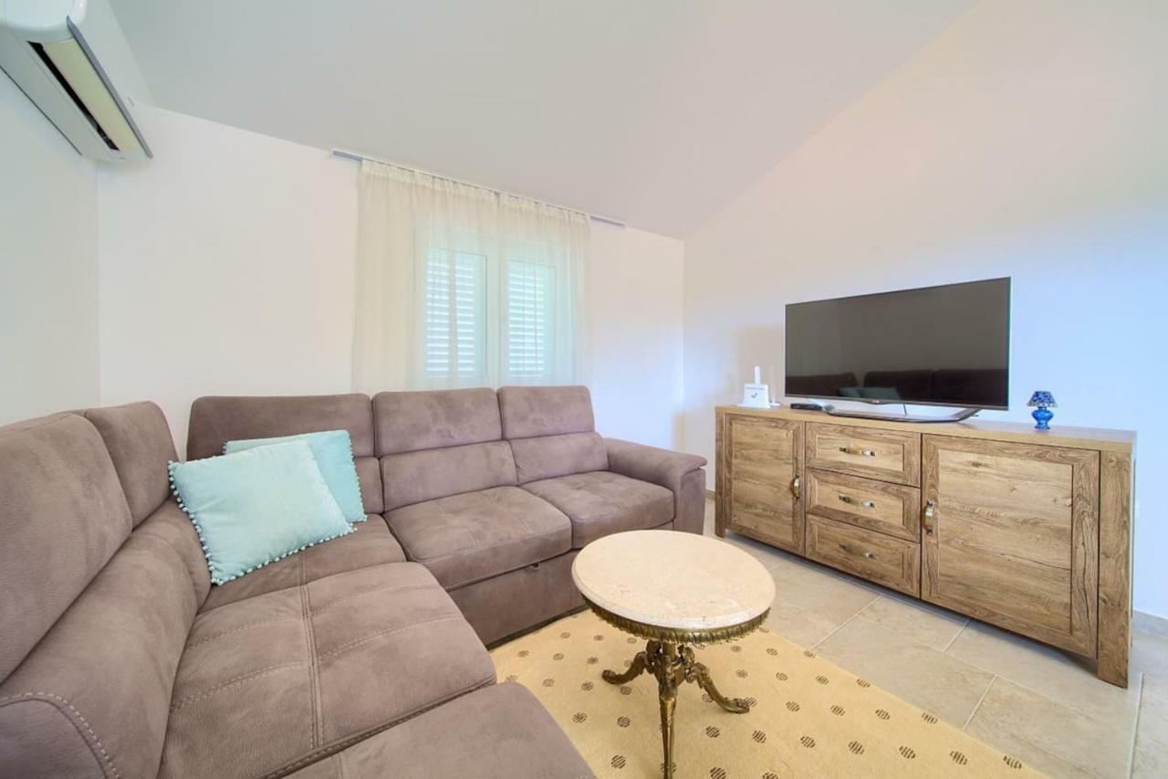 Apartment Sabina Soline 索利纳 外观 照片